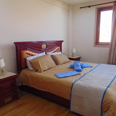 Apartment Ithaki Phinikoudes No. 106 *