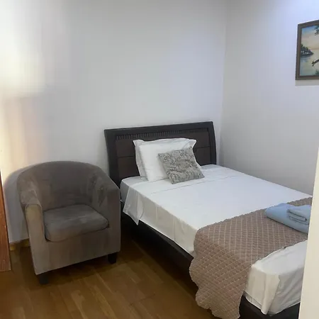 Ithaki Phinikoudes No. 106