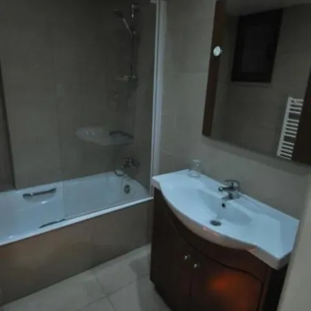 Ithaki Phinikoudes No. 106 Apartment Larnaca