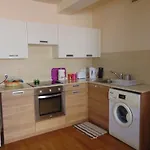 Apartament Ithaki Phinikoudes No. 106