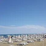 Ithaki Phinikoudes No. 106 * Larnaca
