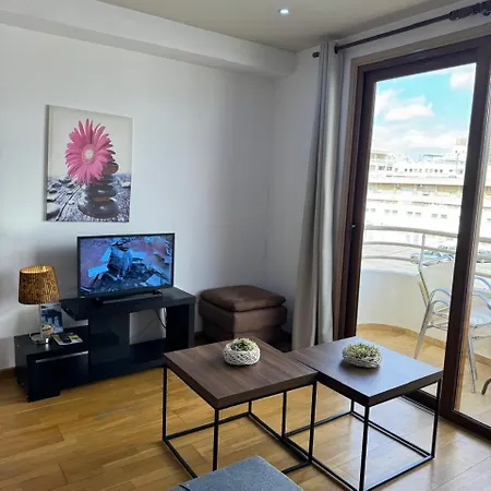 Ithaki Phinikoudes No. 106 * Larnaca