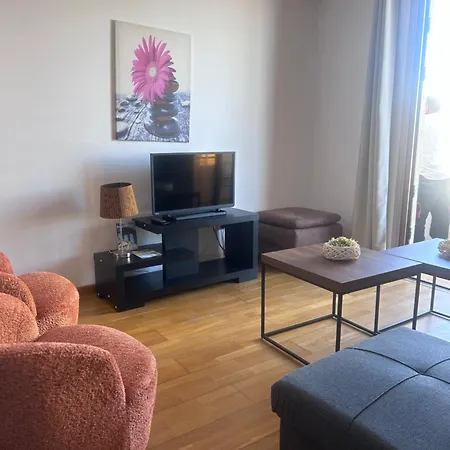 Ithaki Phinikoudes No. 106 Appartamento