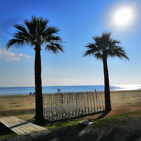 Ithaki Phinikoudes No. 106 Larnaca