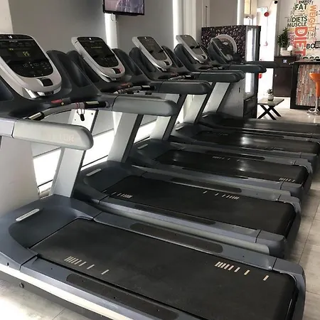 Ithaki Phinikoudes No. 106 Апартаменты