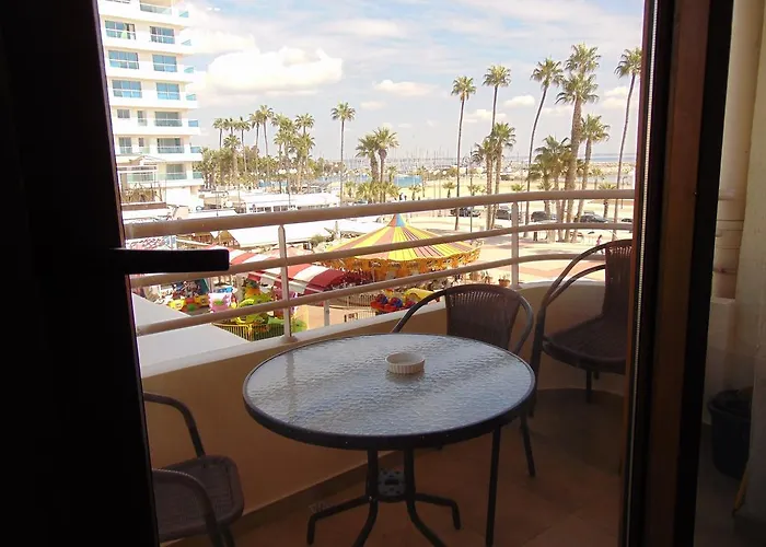 Ithaki Phinikoudes No. 106