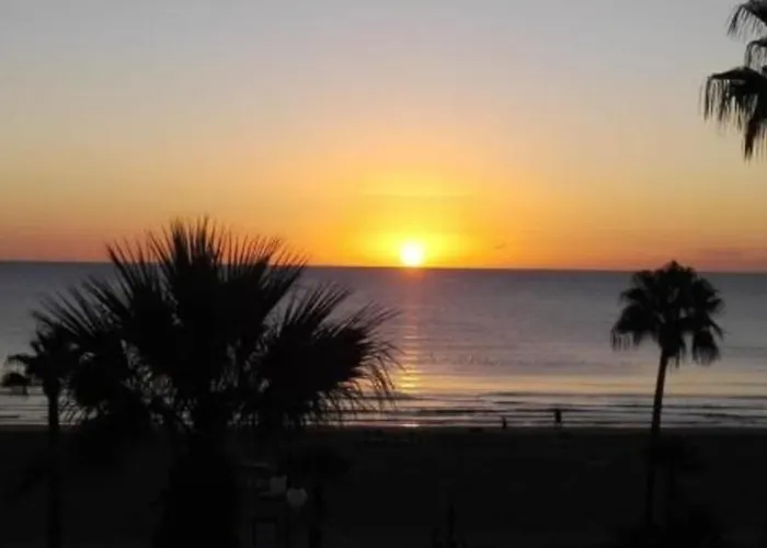 Lägenhet Ithaki Phinikoudes No. 106